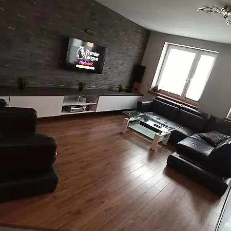 24 Dwie Sypialnie Lägenhet *